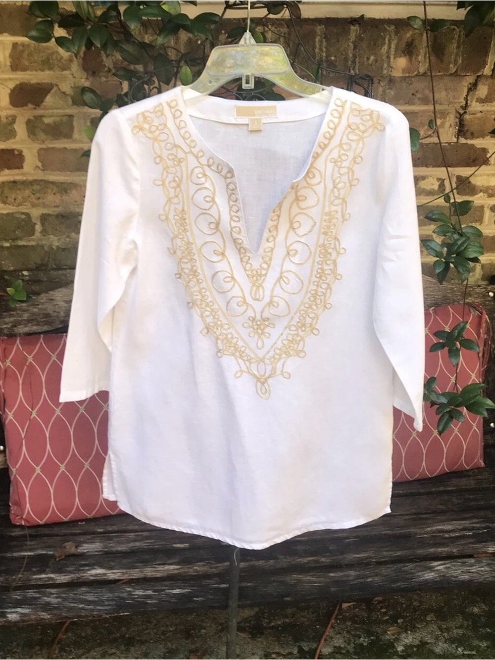 Michael Kors- WHITE LINEN SHIRT BLOUSE TUNIC TOP- Size Small- EUC